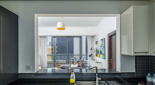 LUX Holiday Home - Silverene Towers 3, Забронировать Апартаменты/квартира Апартаменты Эмирата Дубая, рядом с Dubai Marina Yacht Club, Апартаменты/квартира