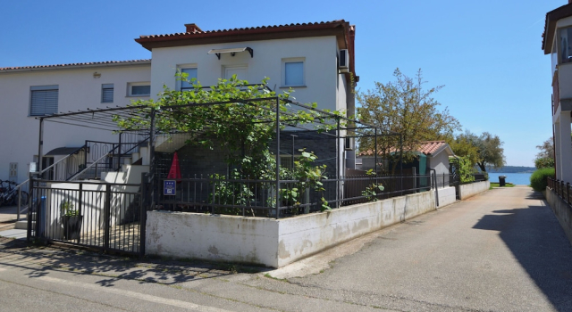 Apartments Pintar, Prenota Appartamento Novigrad 