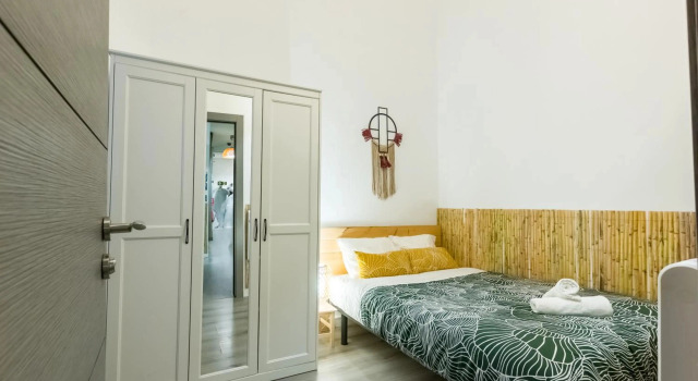 Social  Coworking Hostel Madrid, Забронировать Хостел Мадрид Провинция Мадрид, рядом с Церковь Св. Иосифа