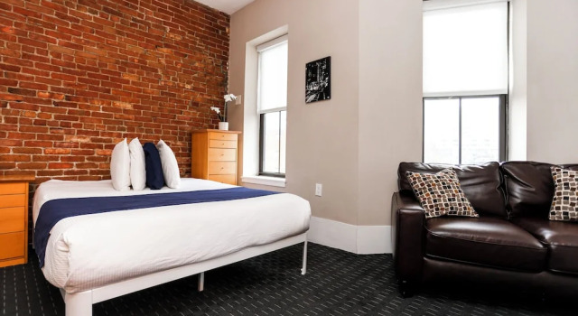 Номер Deluxe Maverick Suites at 400 Columbus Ave