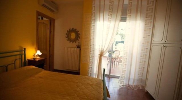 Standard Double room Phalanthos B&B