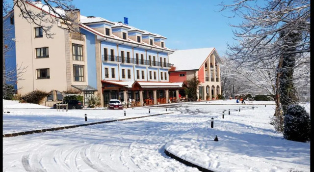 Hotel Cristina, Varaa Hotelli Liikematkailuhotellit kohteessa Asturia, 4* 5*