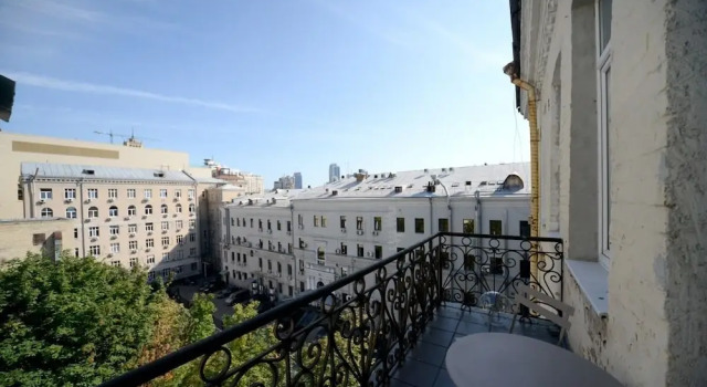 Апартаменты KievApts, ул. Пушкинская, 10