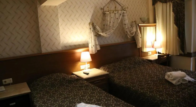 Трёхместный номер Standard Grand Peninsula Hotel