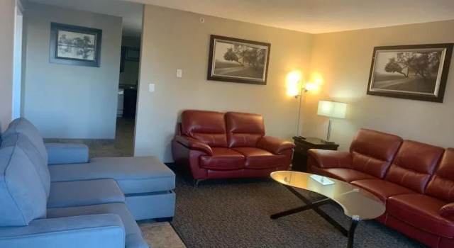 Двухместный люкс Super 8 by Wyndham Fort McMurray
