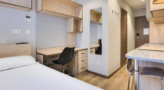 Номер Superior Livensa Living Studios Málaga Feria
