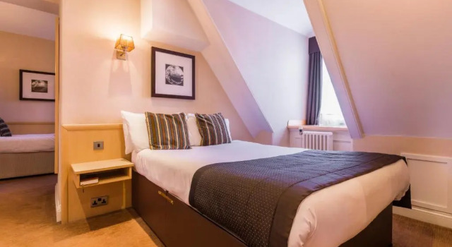 Трёхместный номер Standard Royal Station Hotel- Part of the Cairn Collection