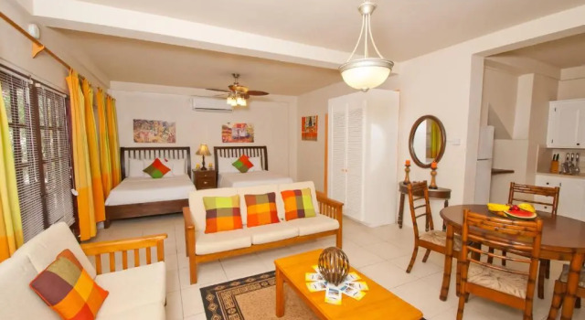 Люкс Deluxe Grooms Beach Villa & Resort
