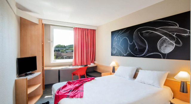 B&B HOTEL Thionville Yutz A31, Забронировать Отель «постель и завтрак» Отели Тьонвиль с парковкой, Парковка