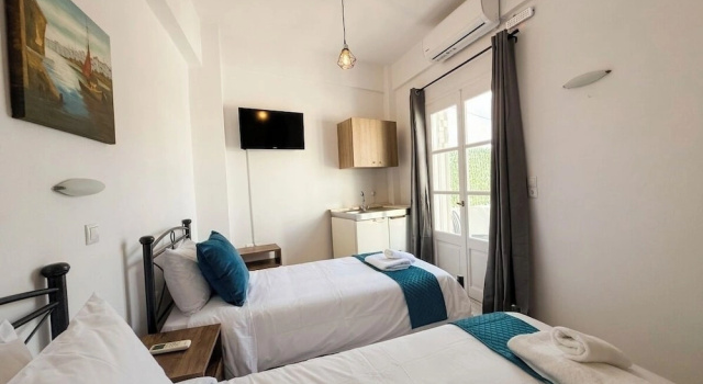 Трёхместный номер Standard с балконом и с видом на внутренний двор Aegean Nest Beach Studios