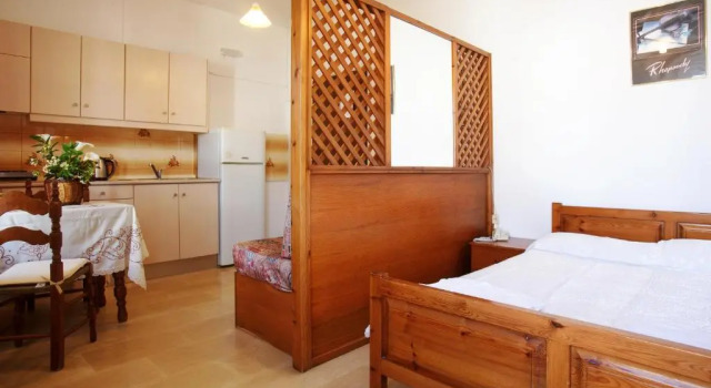 Студия Albatross Apartments