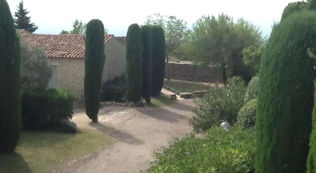 Апартаменты с 2 комнатами Gordes Le Bastidon