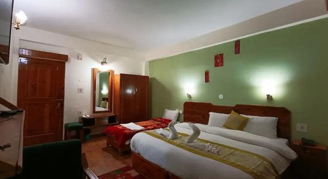 Люкс CS Shhandella Hotel