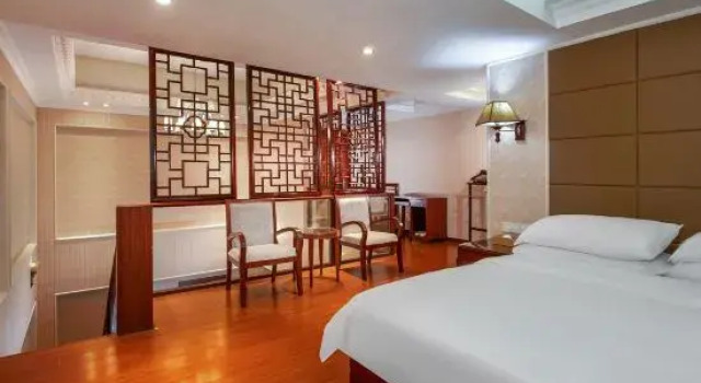 Люкс Grand Vienna International Hotel Jieyang Jieyanglou