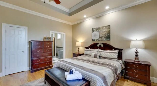 Game Room & Private Pool: Home in Hot Springs!, Buchen Sie Ferienhaus Pettyview USA