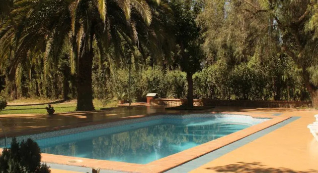 Huerto Los Membrillos, Prenota Hotel Tarija 