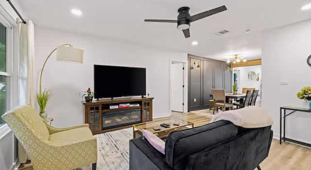 Minutes to Downtown -Fire Pit Pool, Buchen Sie Hotel Austin Greater Austin