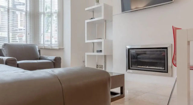Bright 1 Bedroom Flat in Battersea