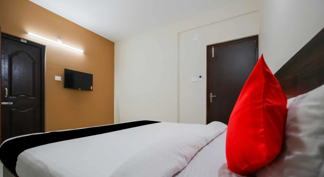 Super Hotel O Namaskar Diamond Key