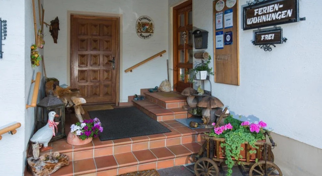 Haus Achental, Book Hotel Schleching Chiemgau