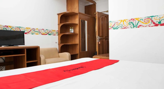 New B Hotel Bandung, Book Hotel Bandung Wetan Bandung, near Gedung Sate
