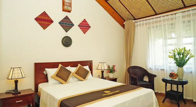 Номер Deluxe Hoa Binh Hotel