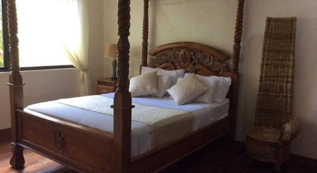 Edie's Bahay Aplaya and Spa, Reserva ahora Resort Honda Bay Filipinas