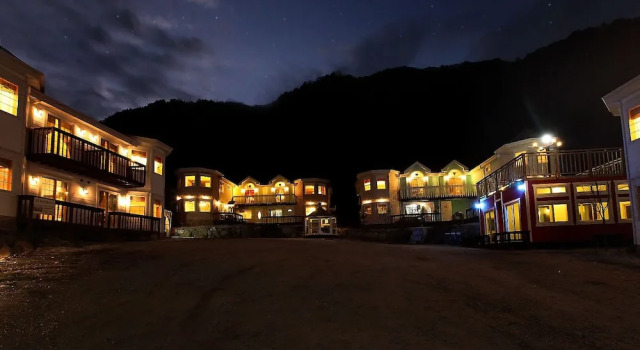 Castle in the Forest, Rezerwuj Hotel Hotele w Gangwon-Do z parkingiem, Parking