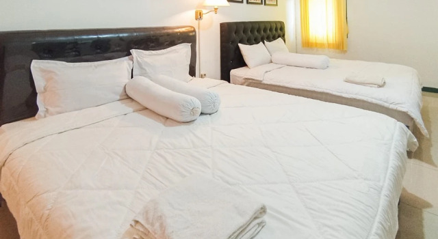 Gatsu Resort RedPartner at Karangploso, Book Resort Hotels in East Java with a Pool, Swimming Pool