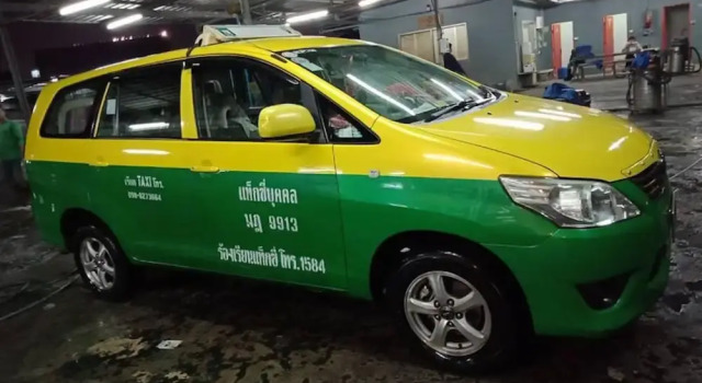 Номер Standard c 1 комнатой Impact Thunder Dome Service Taxi