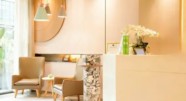 Homeinn Hotel (Mianzhu Nanjing Avenue New World Commercial Plaza), Buchen Sie Hotel Mianzhu Sichuan