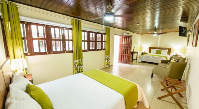 Hotel Flor De Sarta, Забронировать Отель Леон Leon Region