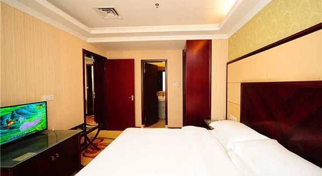 Люкс Deluxe Vienna Hotel Shenzhen Nanxin Road