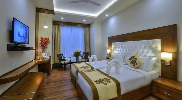 Двухместный номер Deluxe Hotel Seven Hills Tower