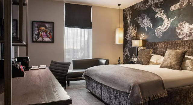 Клубный номер Standard Malmaison Liverpool