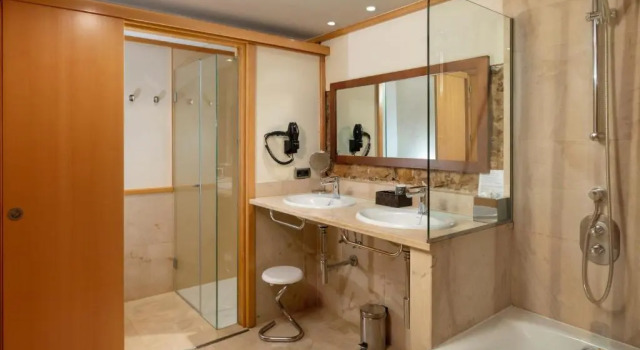 Люкс Es Portal Hotel Gastronomic