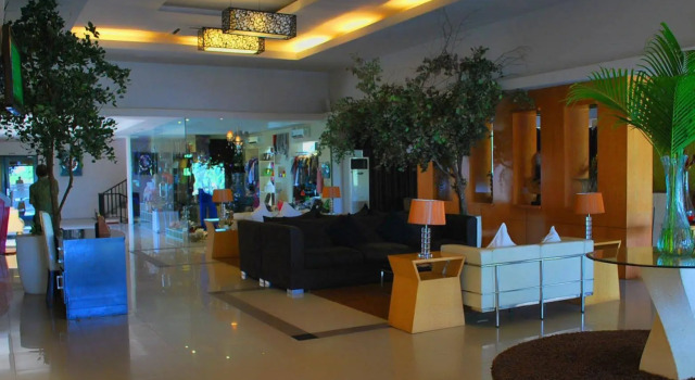 Harrads Hotel and Convention, Забронировать Курортный отель Бизнес-отели Denpasar Municipality, 4* 5*