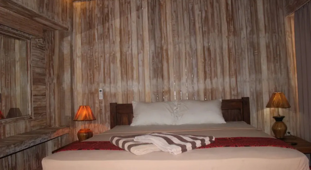 Youpy Bungalows