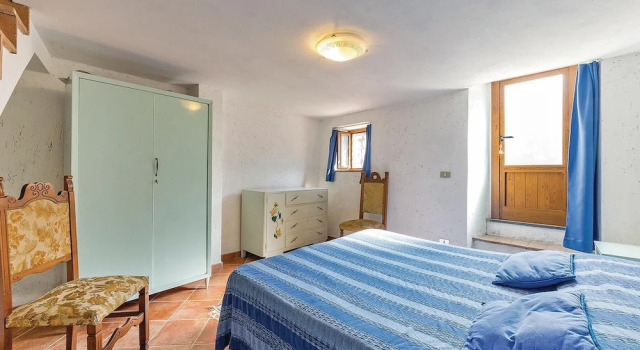 Elisena, Prenota Hotel Camaiore 