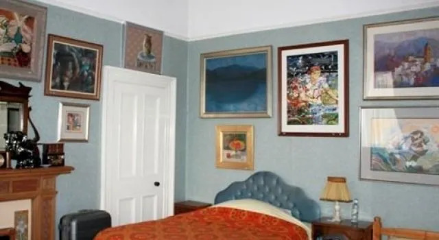 Art-House Morita B&B, Boek Bed and Breakfast Hotels in Lothian met ontbijt, Ontbijt