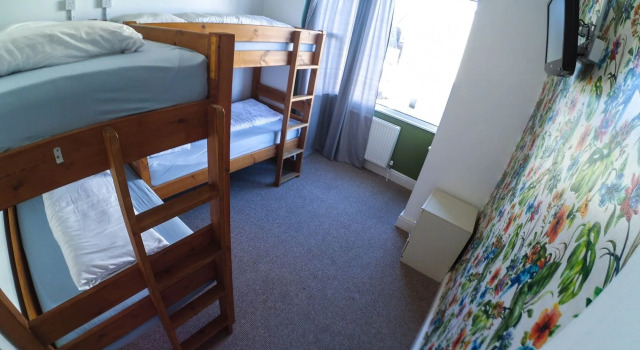 Reef Lodge, Rezervasyon Otel Newquay Cornwall