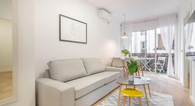 Апартаменты с балконом The White Flats Les Corts