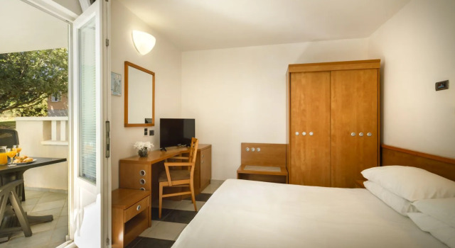 Resort Amarin Rooms, Забронировать Курортный отель Отели Ровинь 4 звезды, рядом с Частный Пляж «Amarin Resort», 4*