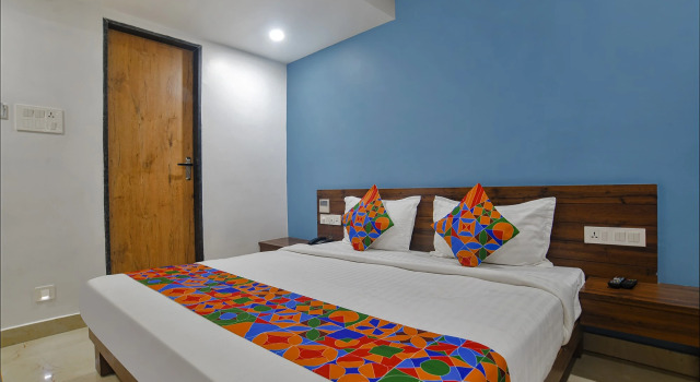 Номер Executive Fabhotel Blue Marine