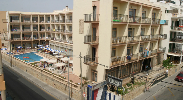 Hotel Iris