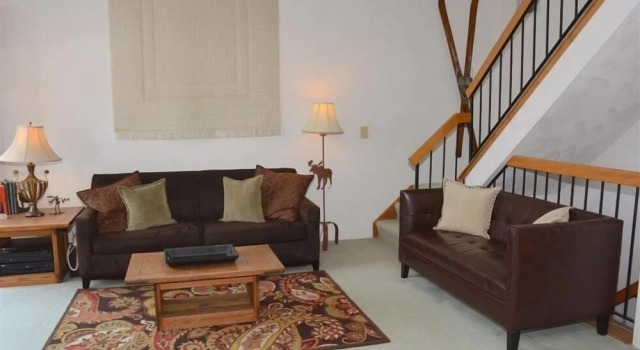 Seven Springs Sunridge 1 BR Loft Deluxe Condo, Ski-In/Out by RedAwning, Buchen Sie Hotel Seven Springs USA
