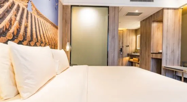 Двухместный номер Standard Atour Hotel Huaibei City Government Plaza