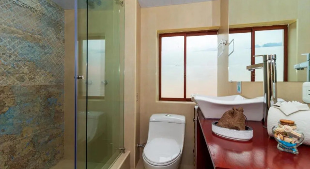Двухместный номер Deluxe с балконом Friends Hotel & Rooftop - Historic Center & Museums