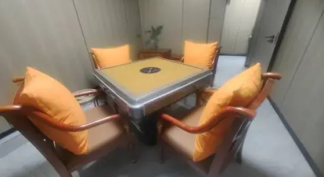 Люкс Deluxe Sakura Hotel (Taicang Beimen Street)