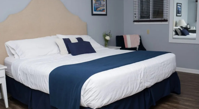 Номер Premium Shorewood Inn